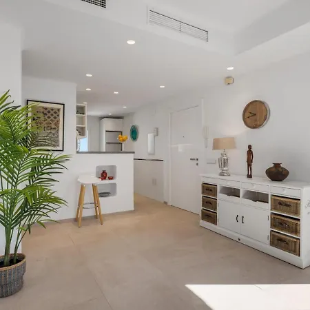 Casa Cadiz 607 Playas Del Duque Marbella