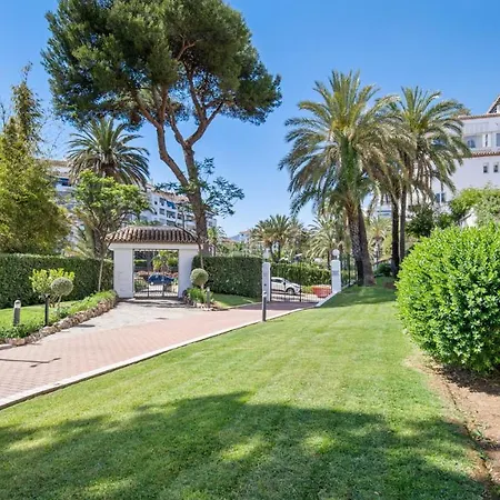 Casa Cadiz 607 Playas Del Duque Marbella